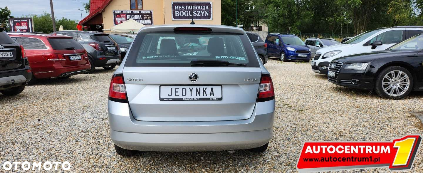 Skoda Fabia - 16