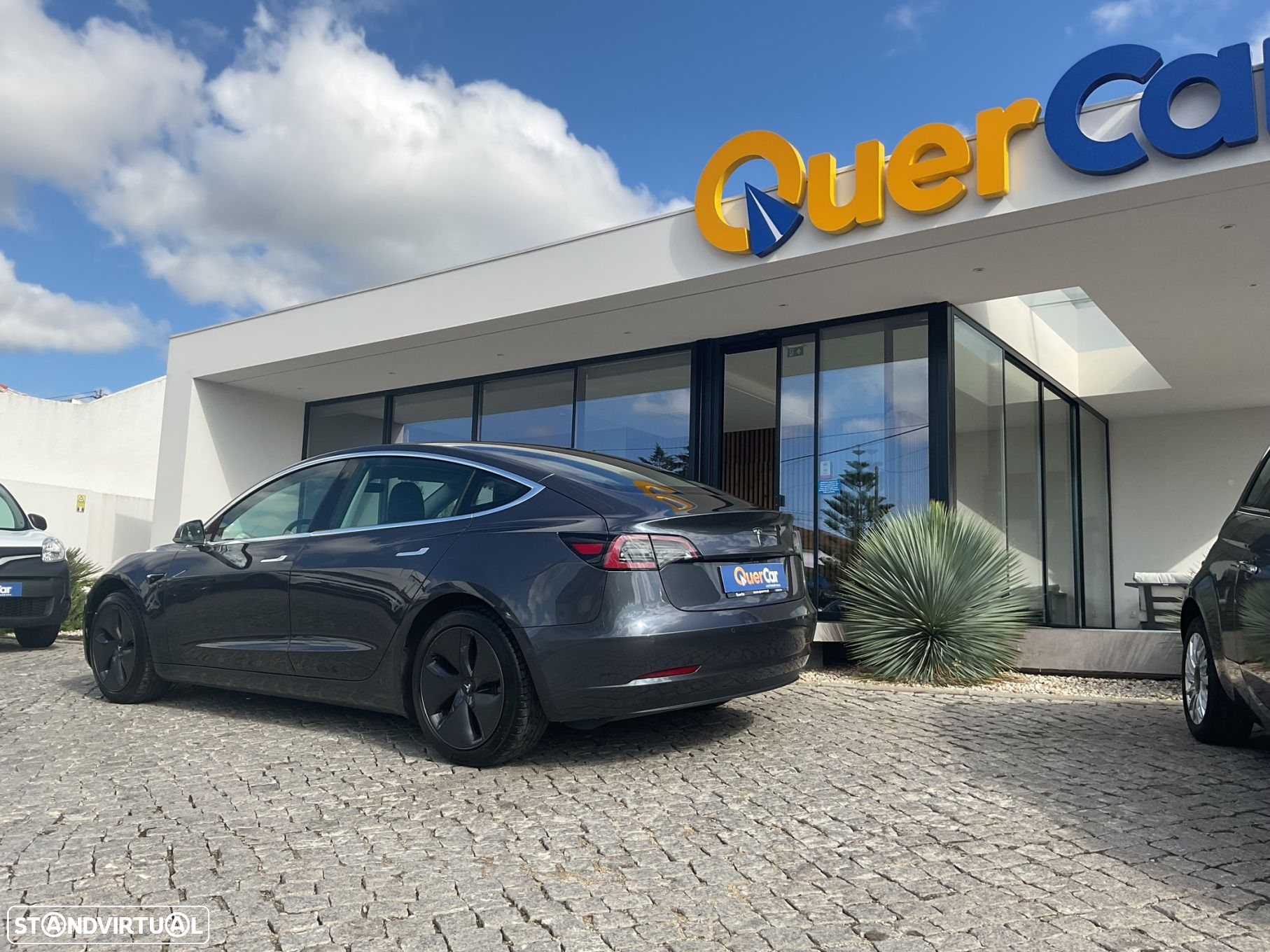 Tesla Model 3 Standard RWD Plus - 12
