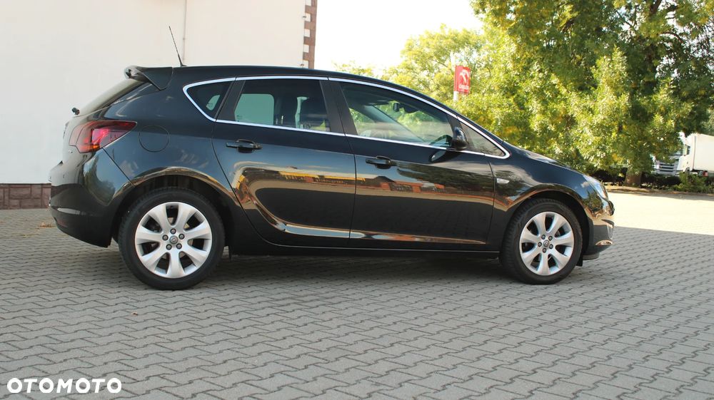 Opel Astra 1.4 Turbo Cosmo - 5