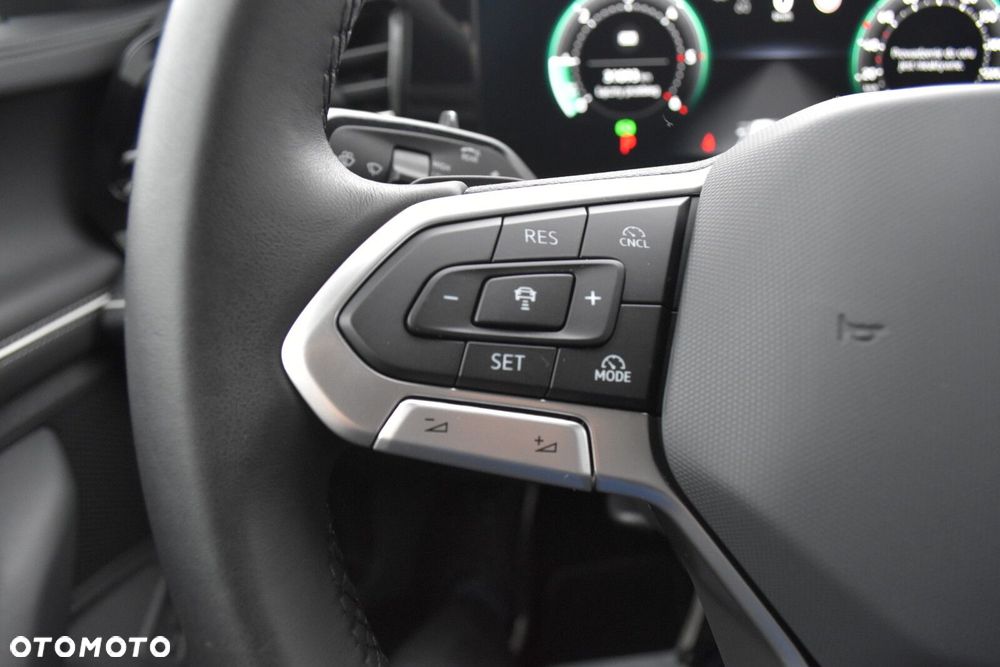 Volkswagen Passat Variant - 14