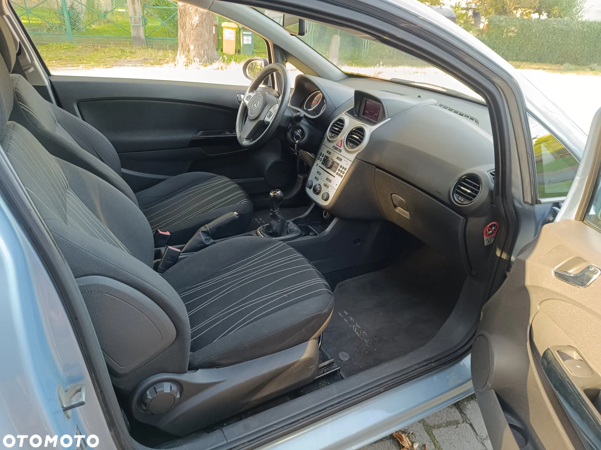 Opel Corsa - 8