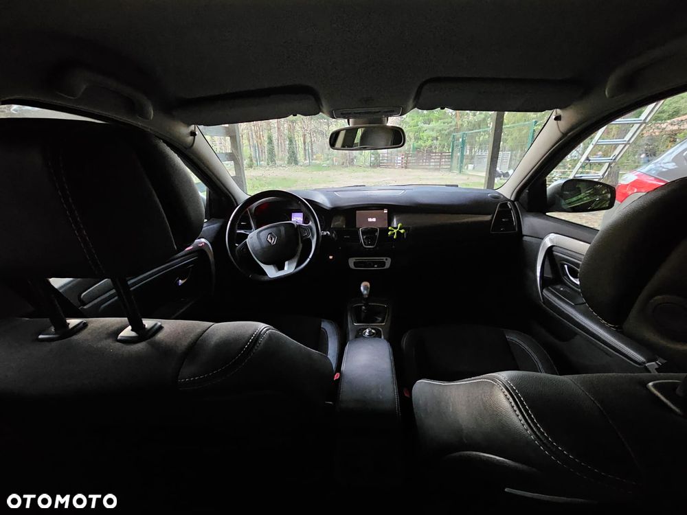 Renault Laguna 2.0 Black Edition - 8