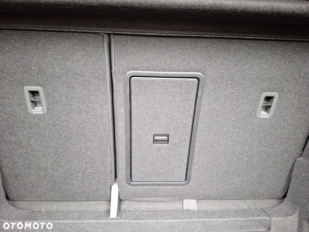 Skoda Karoq 1.5 TSI ACT Sportline DSG - 39