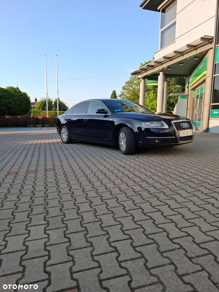 Audi A6 Limousine 2.4 - 2