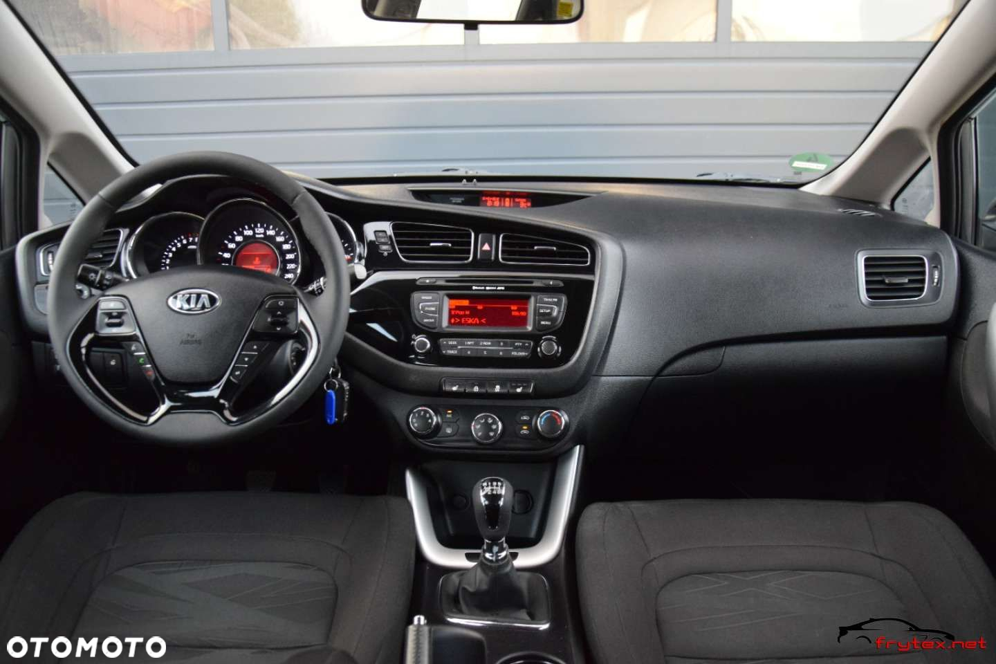 Kia Ceed - 31