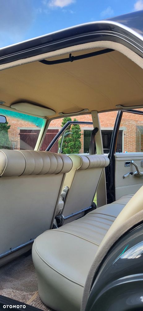Mercedes-Benz 280 - 21
