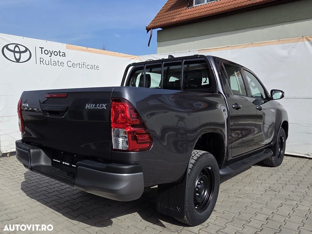 Toyota Hilux 2.4D 150CP 4x4 Double Cab AT Comfort - 10