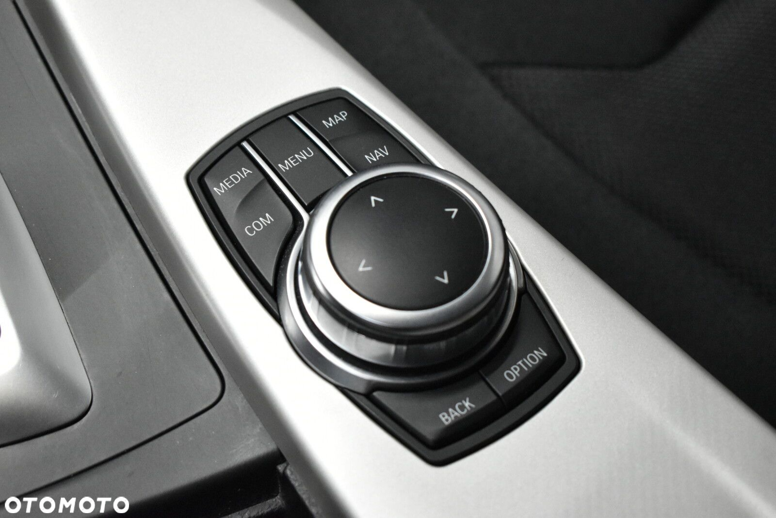 BMW Seria 3 318i Advantage - 17