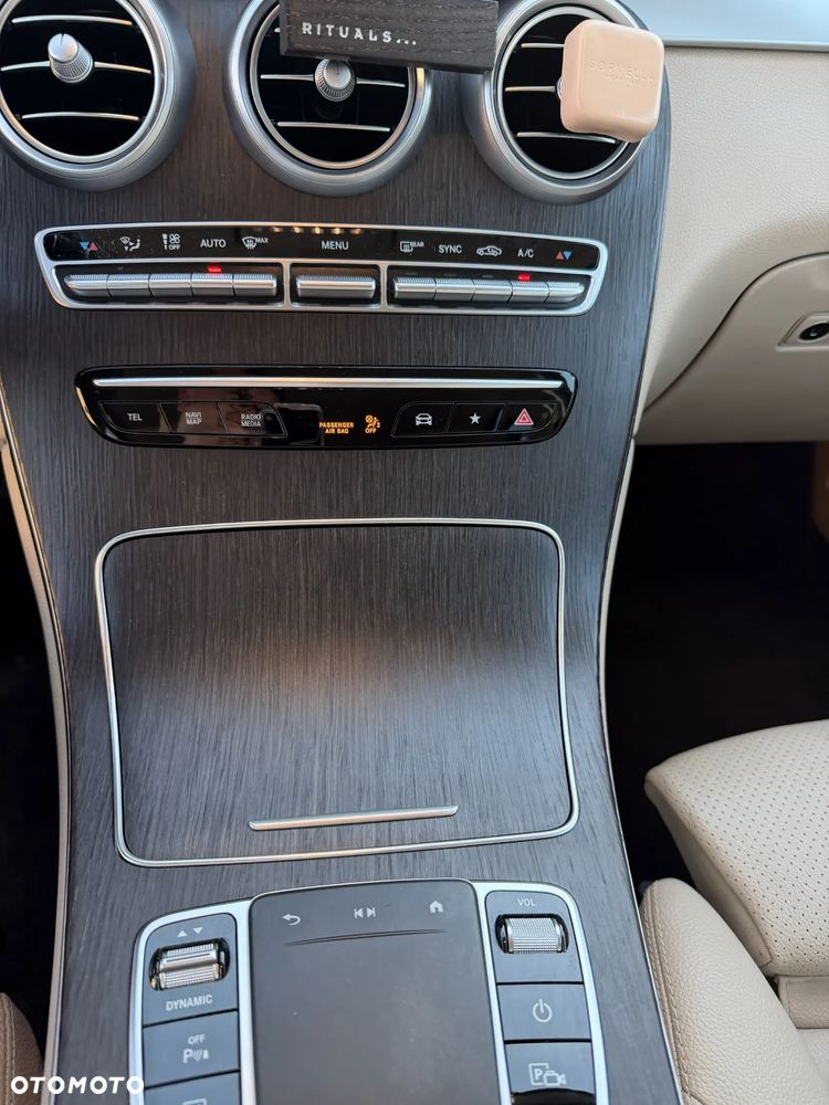 Mercedes-Benz GLC 200 d 4-Matic - 35