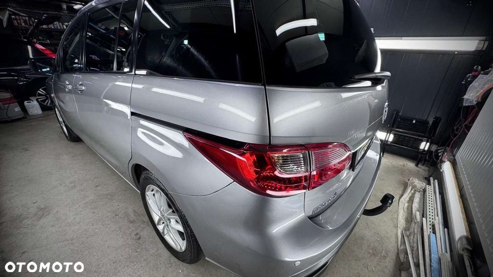 Mazda 5 - 5