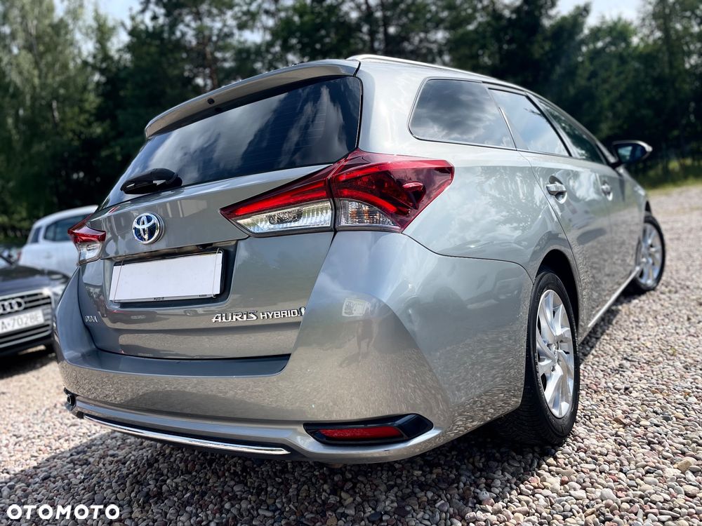 Toyota Auris - 2