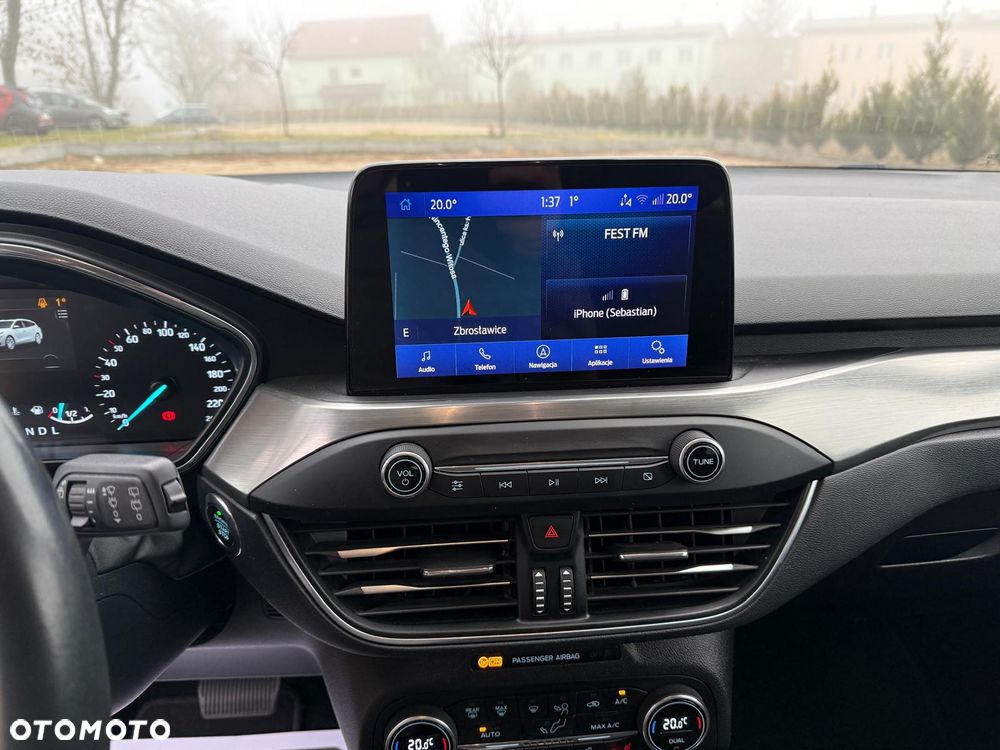 Ford Focus ver-2-0-ecoblue-titanium - 12