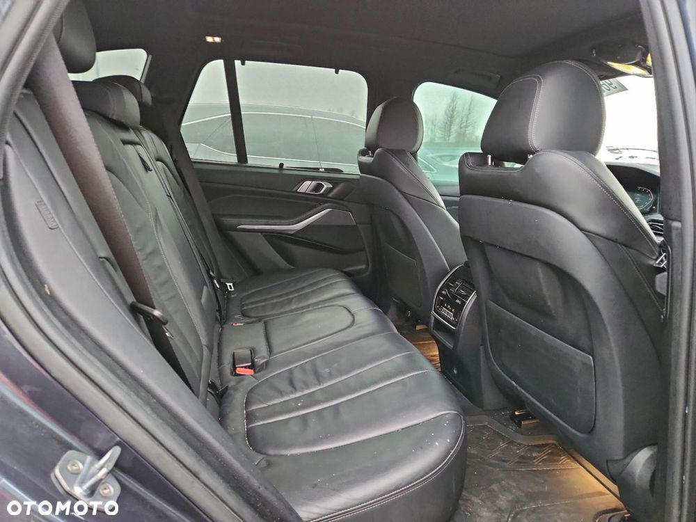 BMW X5 xDrive40i xLine - 12