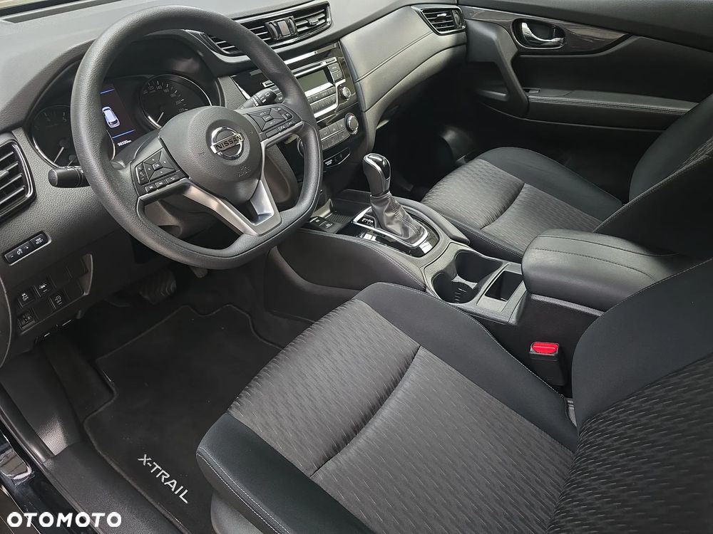 Nissan X-Trail - 10
