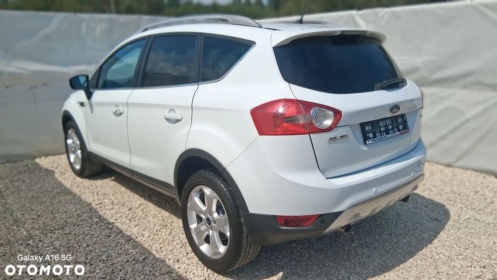 Ford Kuga 2.0 TDCi 4x4 Titanium - 6
