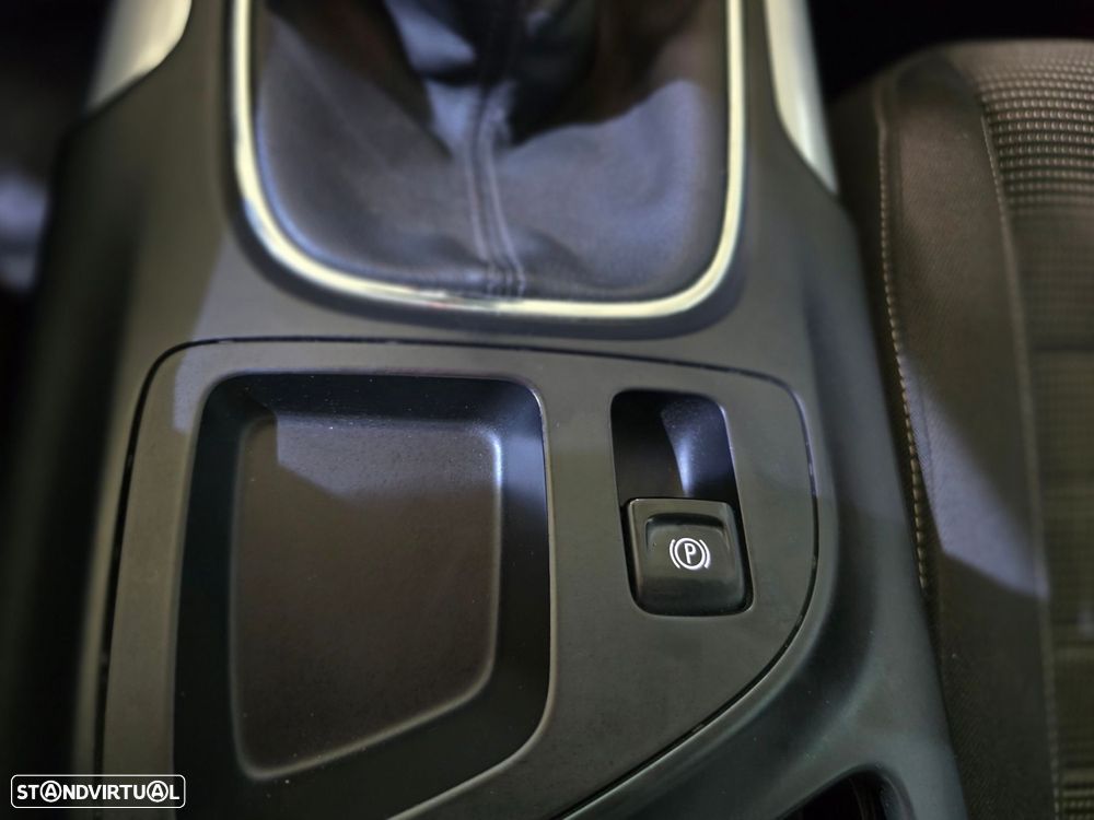 Opel Insignia Sports Tourer 1.6 CDTi Executive S/S - 18