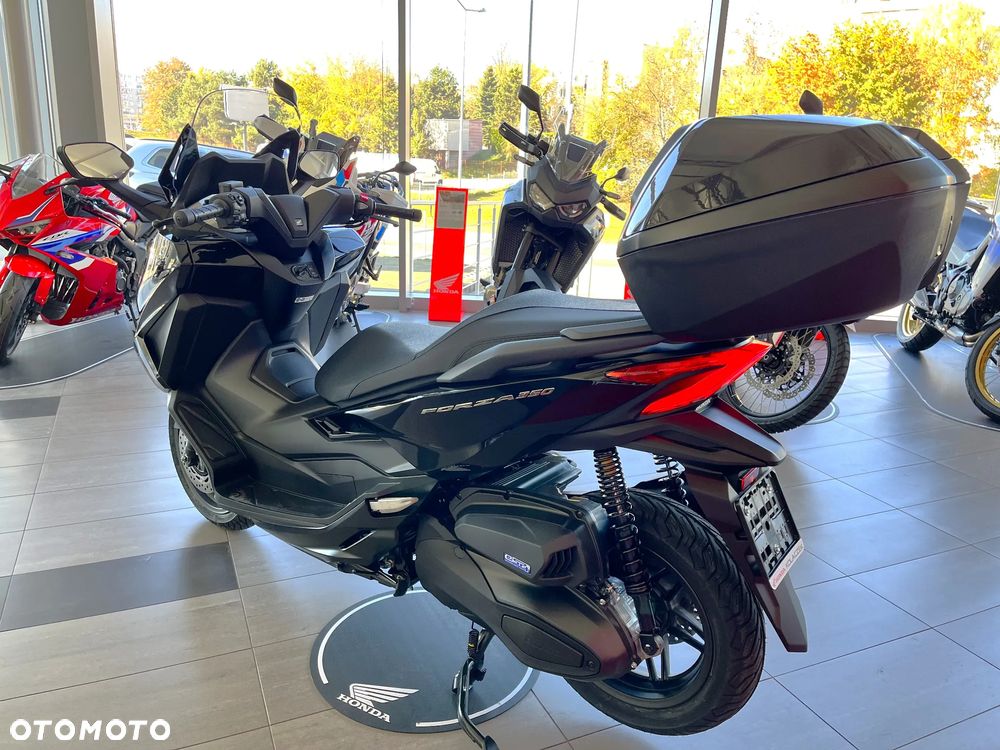 Honda NSS - 6