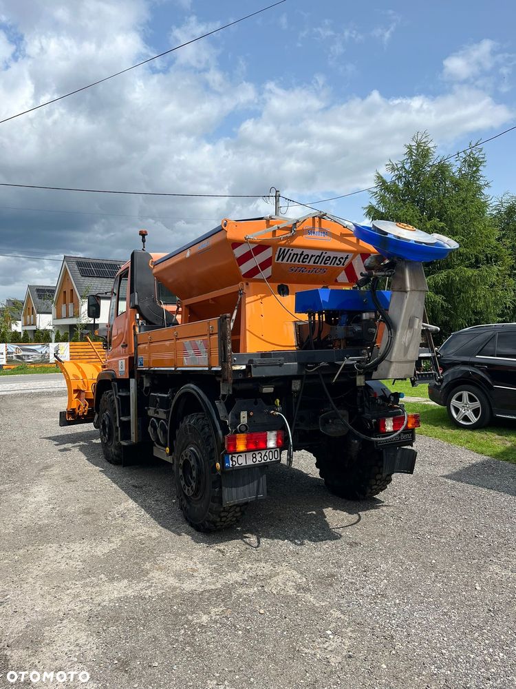 Mercedes-Benz Unimog U400 - 3