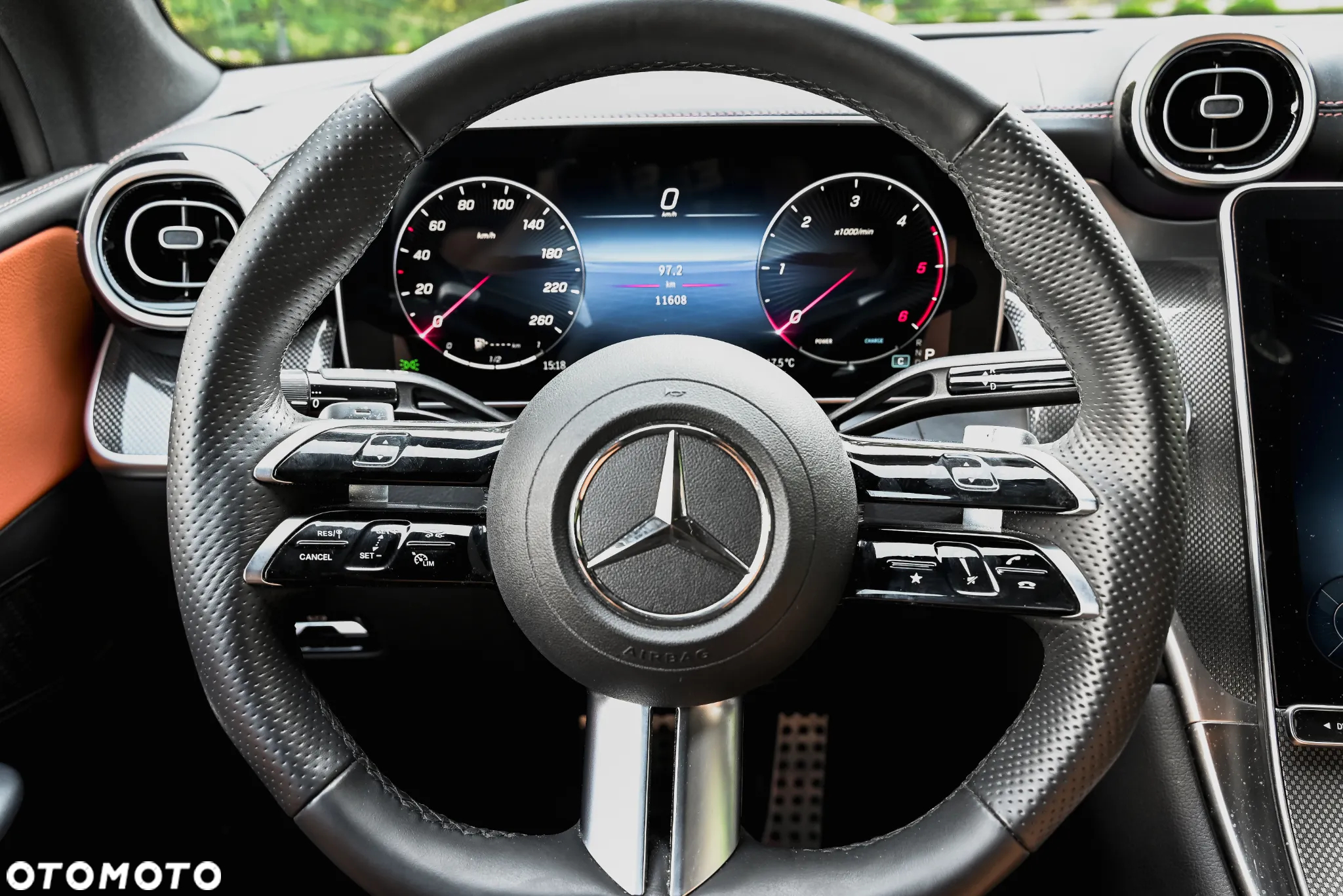 Mercedes-Benz GLC - 19