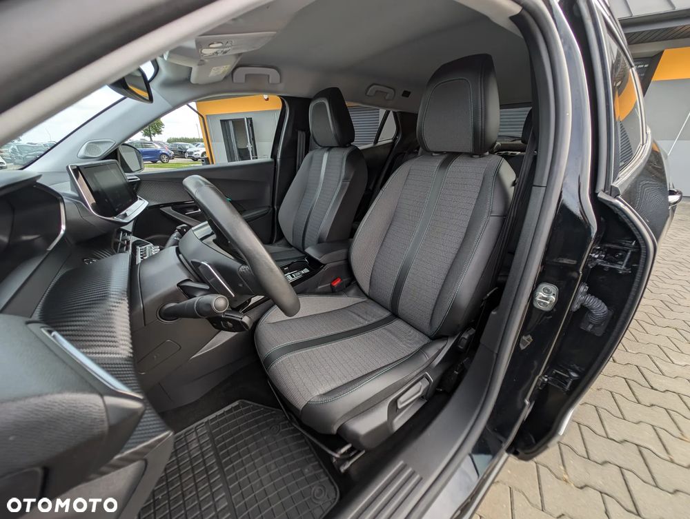Peugeot 2008 BlueHDi 130 Allure S&S EAT8 - 35
