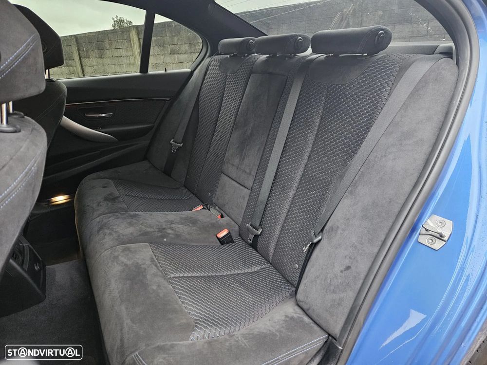 BMW 320 d M Sport - 24