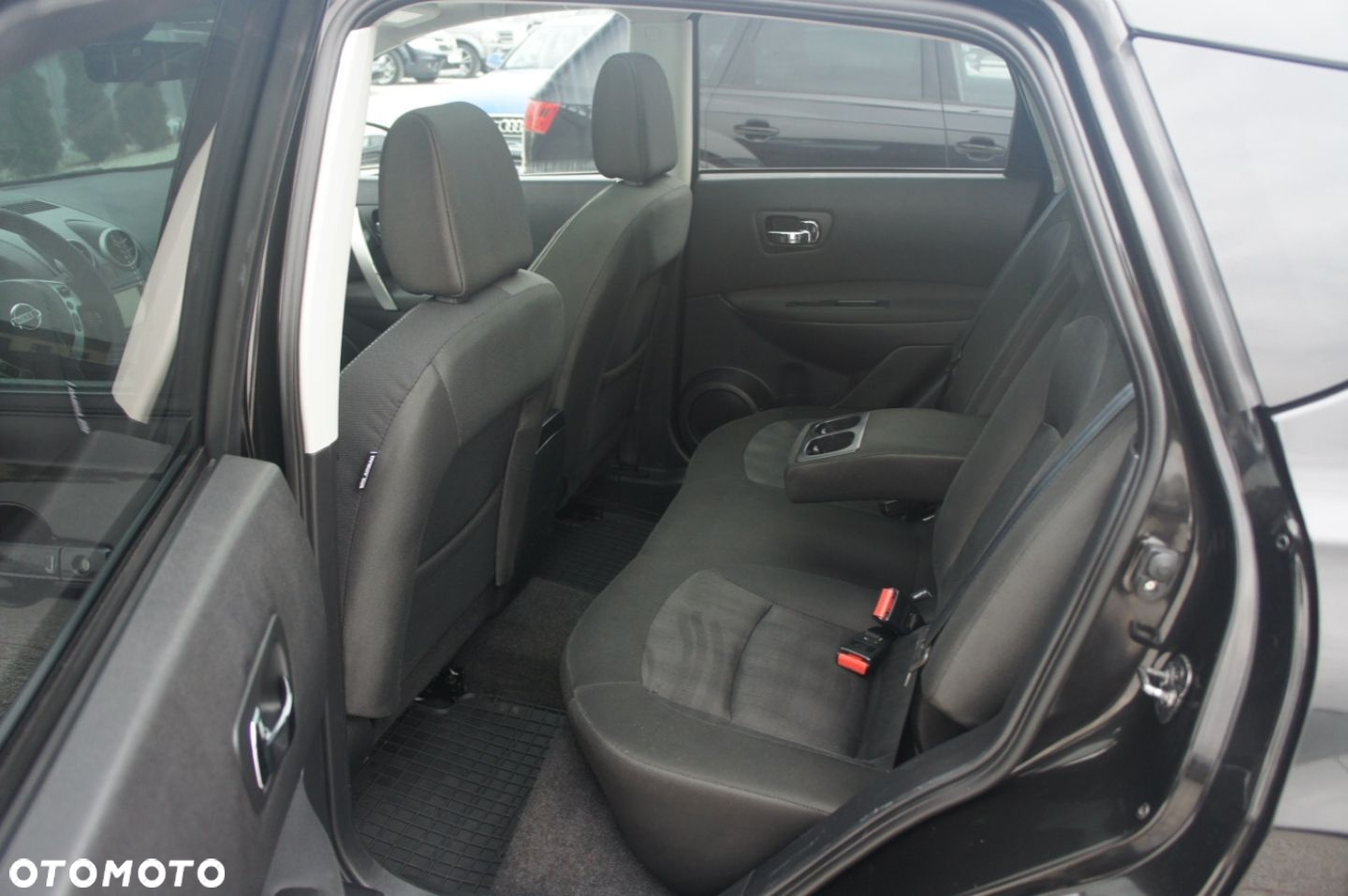 Nissan Qashqai - 17
