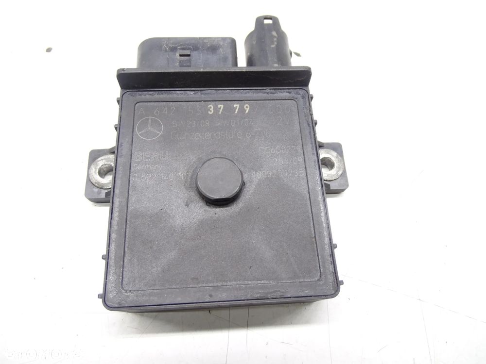 ML W164 3.0 CDI Moduł sterownik swiec zarowych 6421533779 - 1