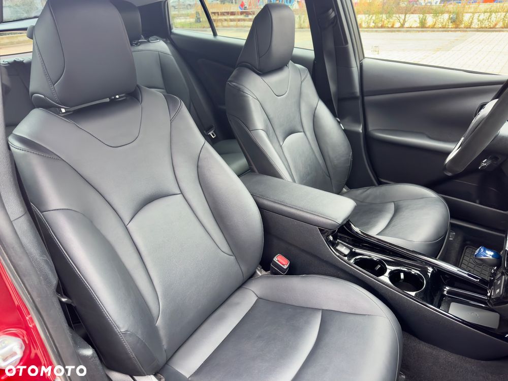 Toyota Prius 1.8 Hybrid Executive - 16