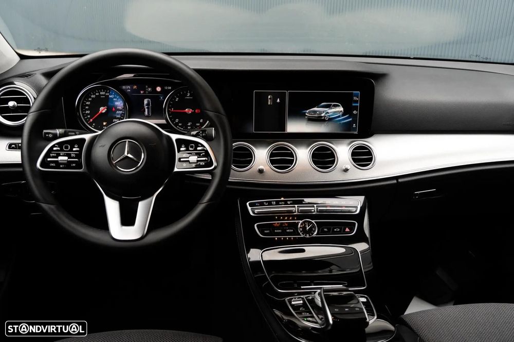 Mercedes-Benz E 220 - 12