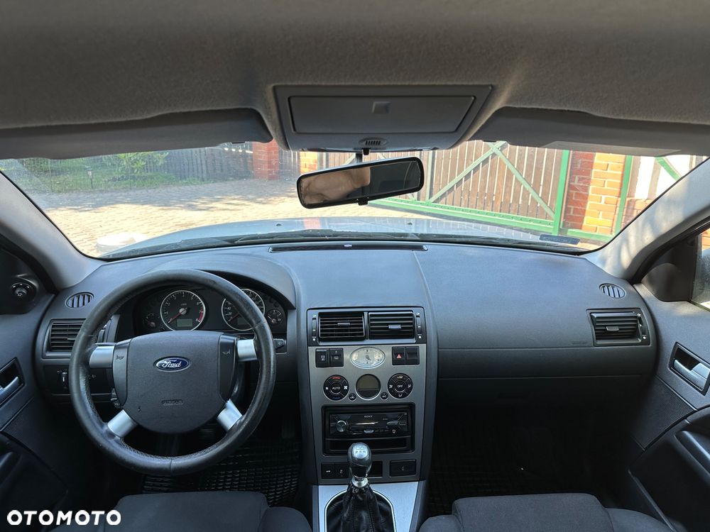 Ford Mondeo - 3
