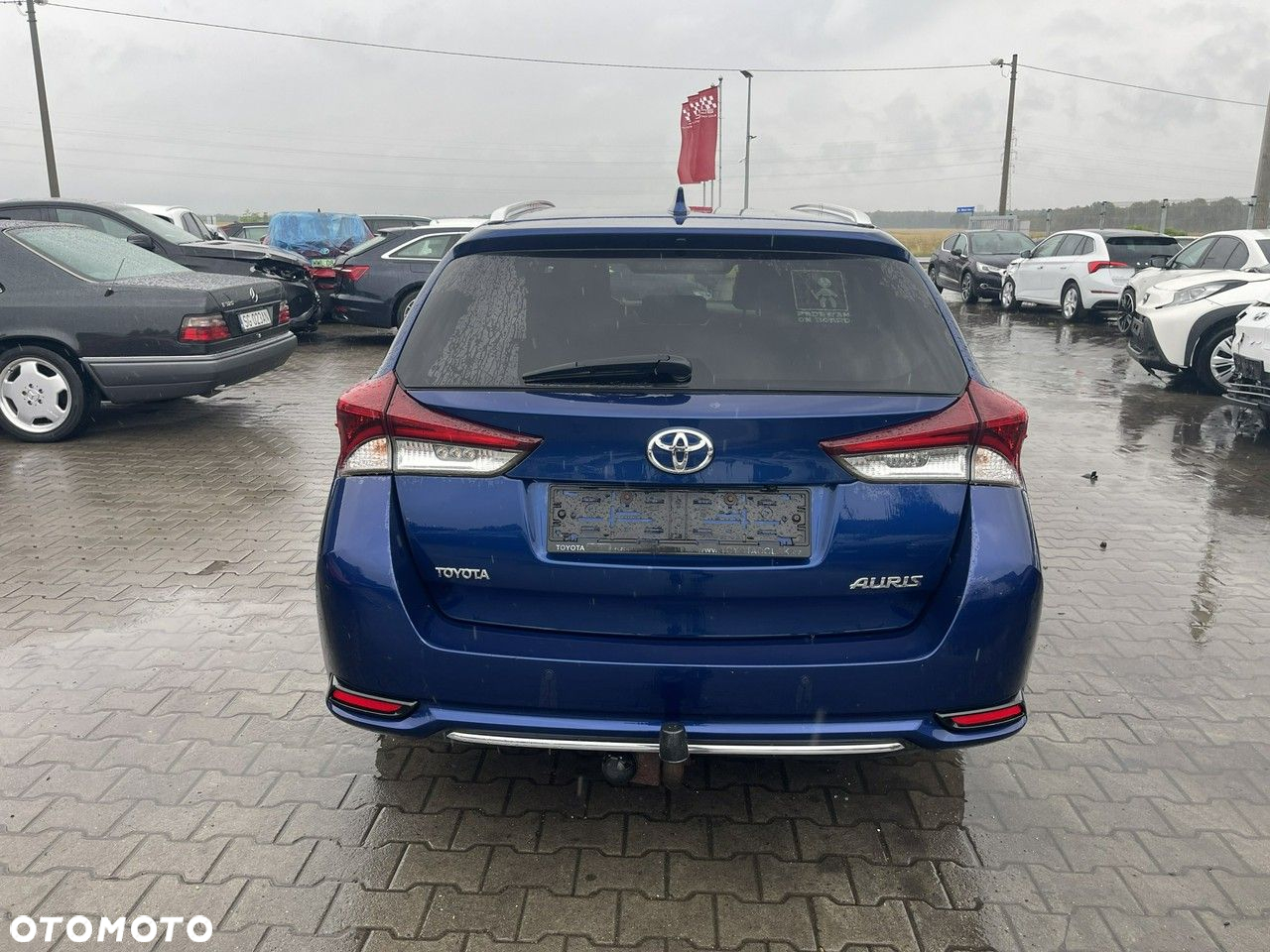 Toyota Auris 1.6 Valvematic Touring Sports Comfort - 3