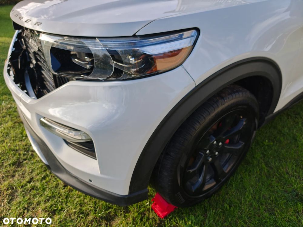 Ford Explorer - 10
