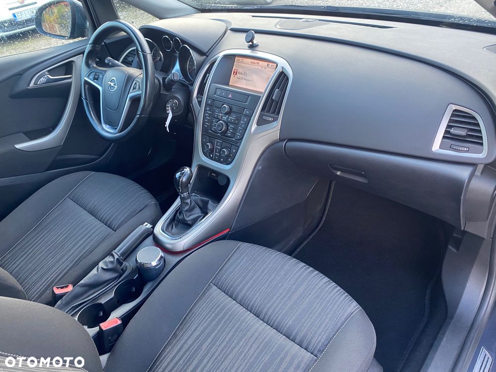 Opel Astra 1.4 Turbo Design Edition - 24