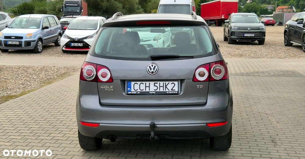 Volkswagen Golf Plus - 12