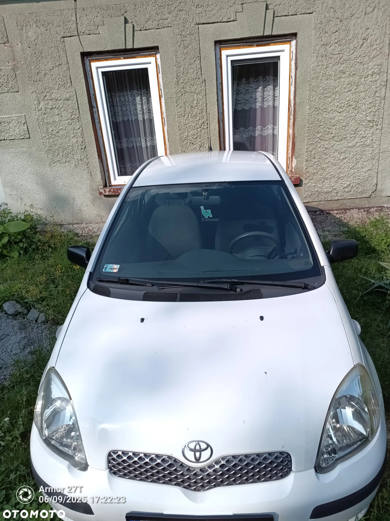Toyota Yaris 1.0 Base - 12