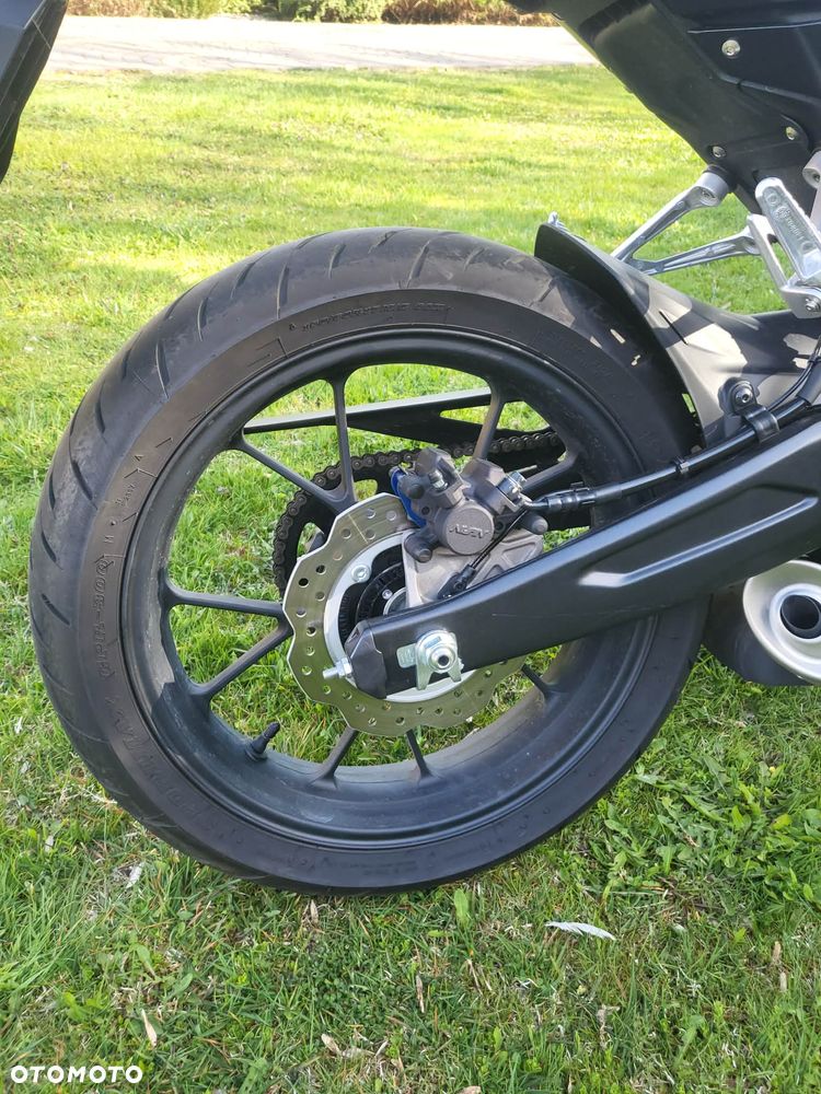 Honda CBF - 8