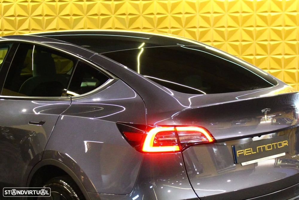 Tesla Model Y Long Range Tração Integral - 13
