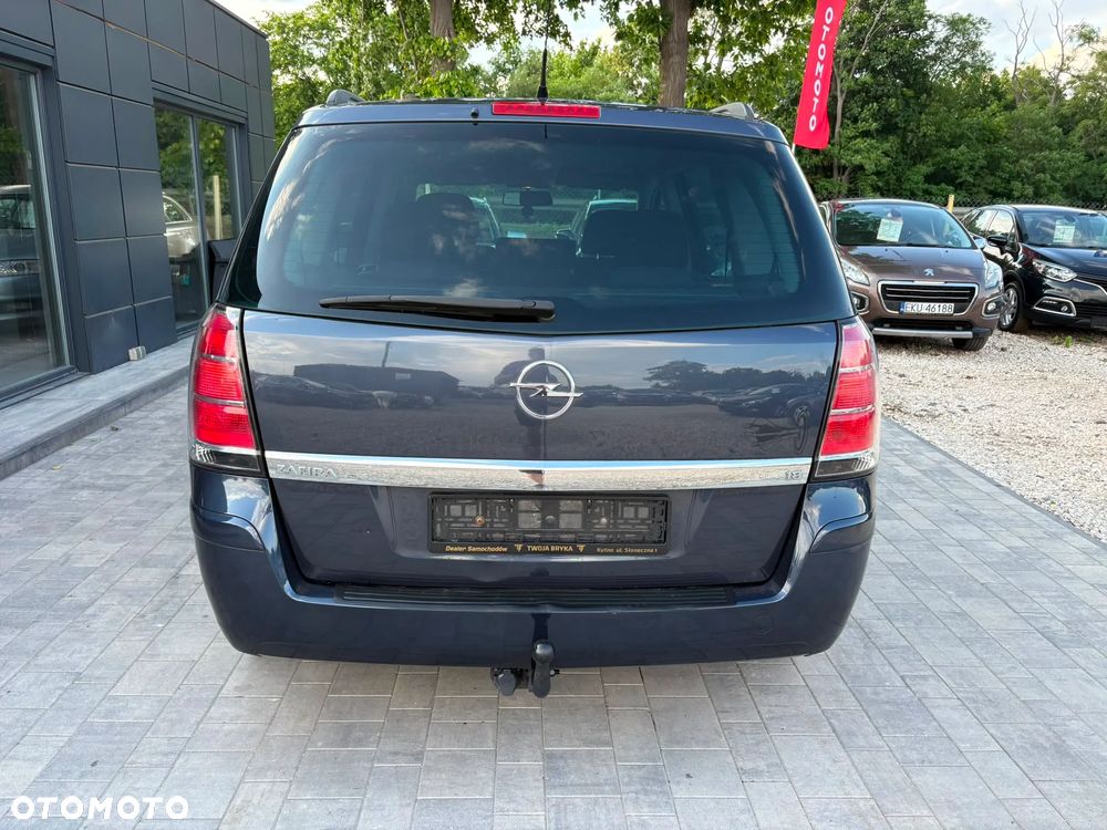 Opel Zafira 1.8 16V - 4