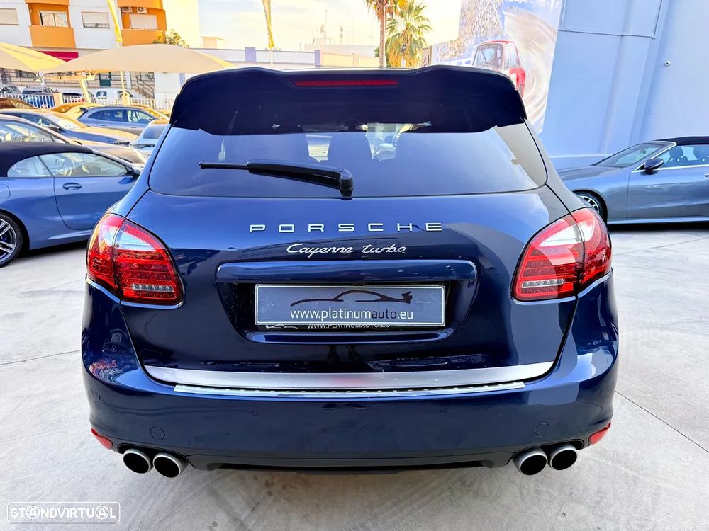 Porsche Cayenne 2010 photo 4