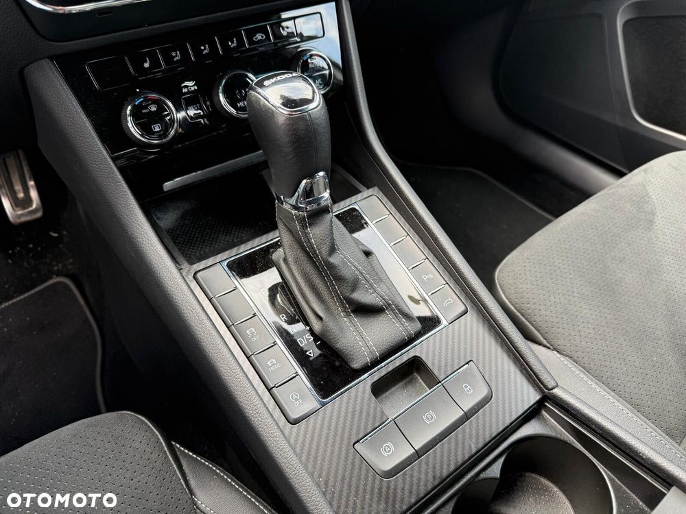 Skoda Superb 2.0 TSI Sportline DSG - 10