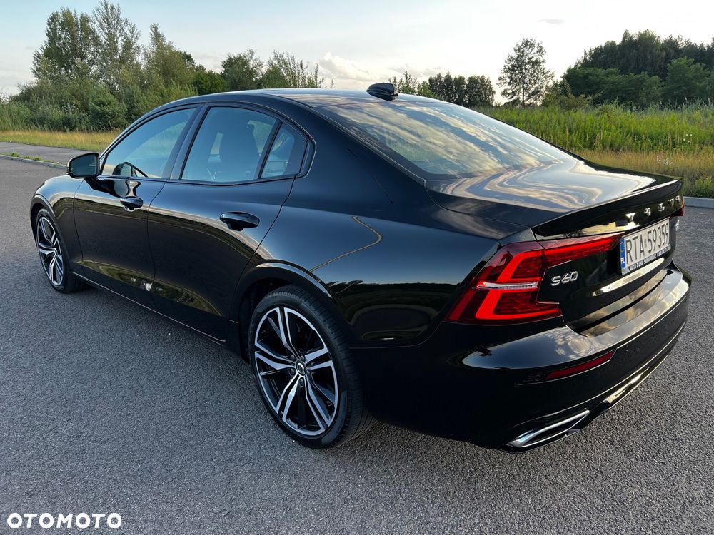 Volvo S60 T6 AWD R-Design - 8