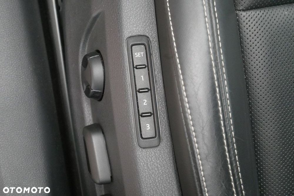Skoda Superb 2.0 TSI 4x4 L&K DSG - 40