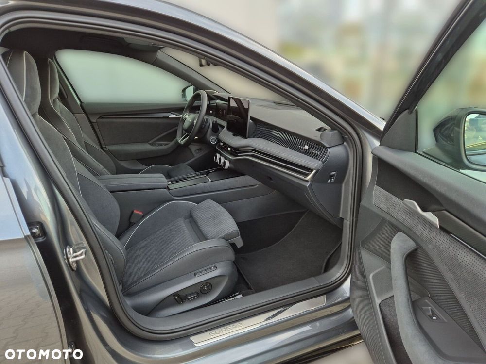 Skoda Superb - 17