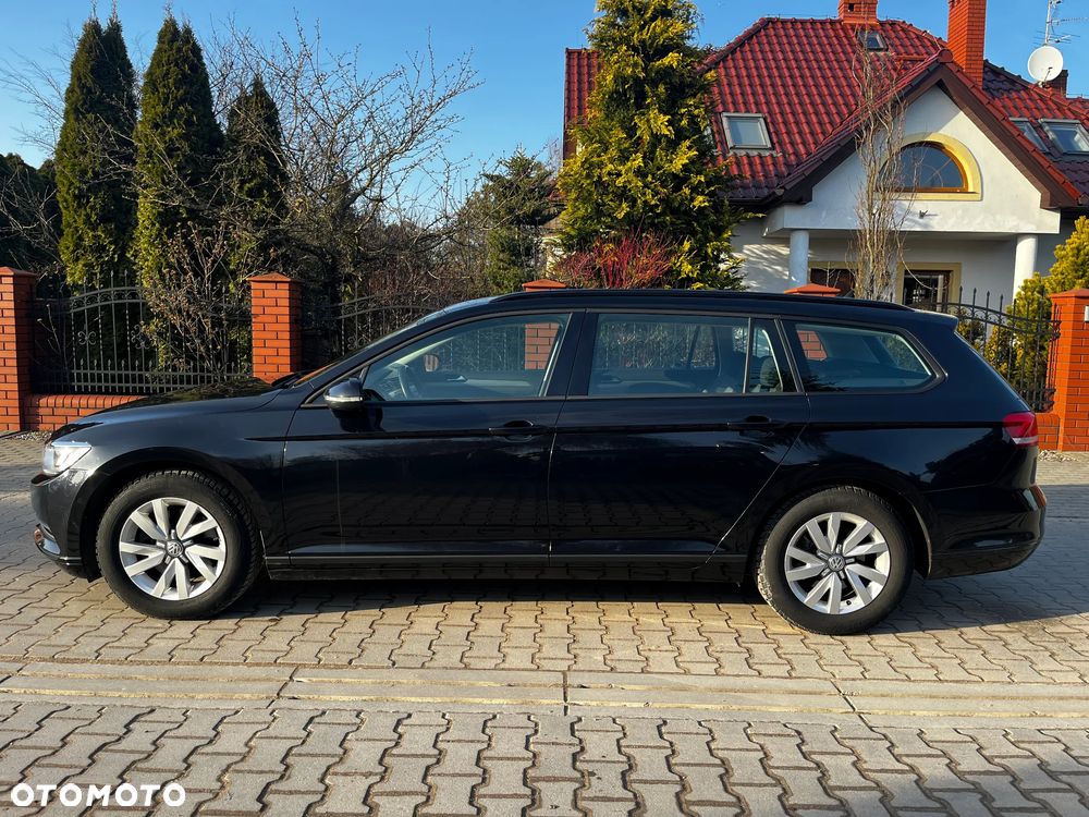 Volkswagen Passat 1.4 TSI BMT Trendline - 16