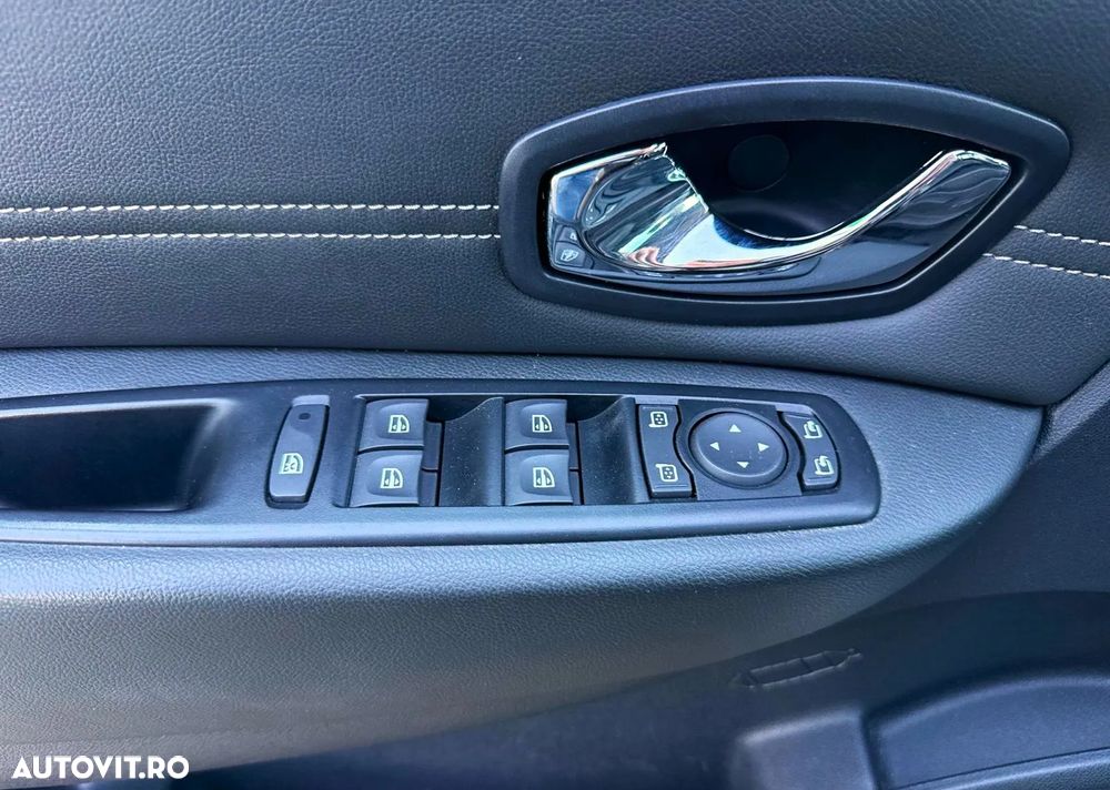 Renault Scenic ENERGY dCi 130 Start & Stop Euro 6 Bose Edition - 23