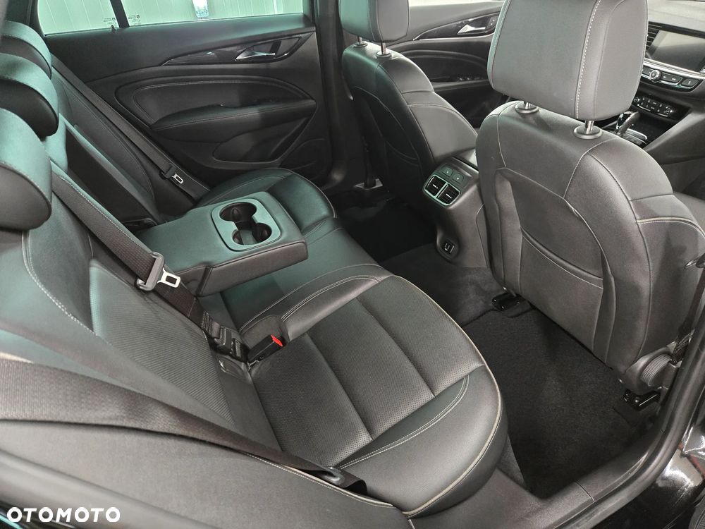 Opel Insignia 2.0 CDTI 4x4 Ultimate S&S - 28