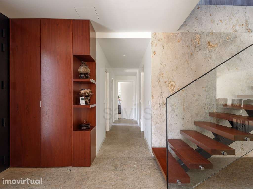 Moradia V5 em Senhora da Hora com jardim e piscina - Grande imagem: 5/42