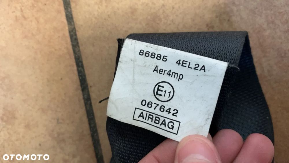 NISSAN QASHQAI J11 PAS BEZPIECZEŃSTWA PRAWY PRZÓD 067642 - 9