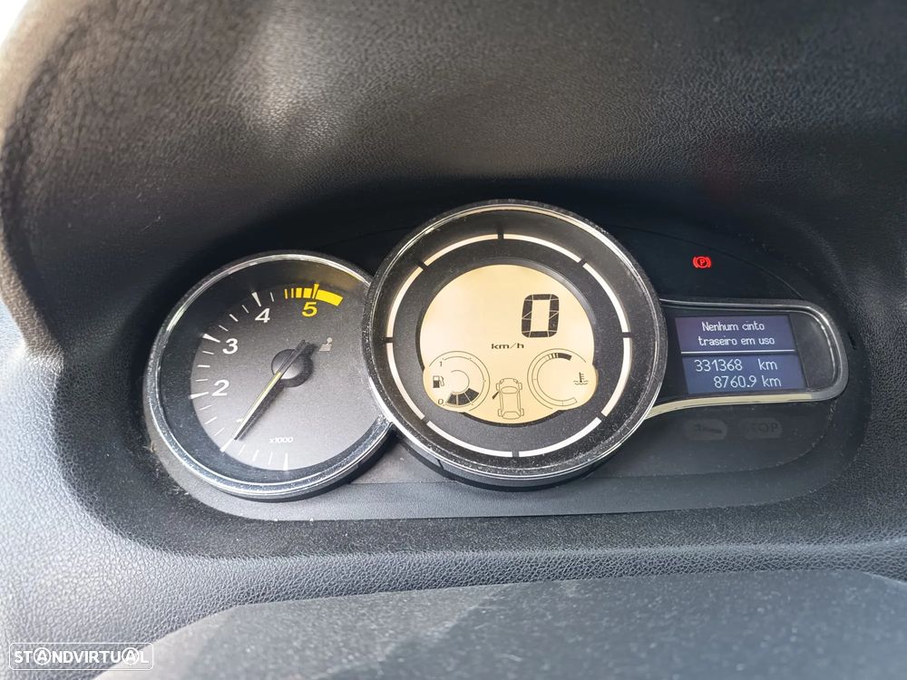 Renault Mégane Sport Tourer 1.5 dCi Confort SS - 6