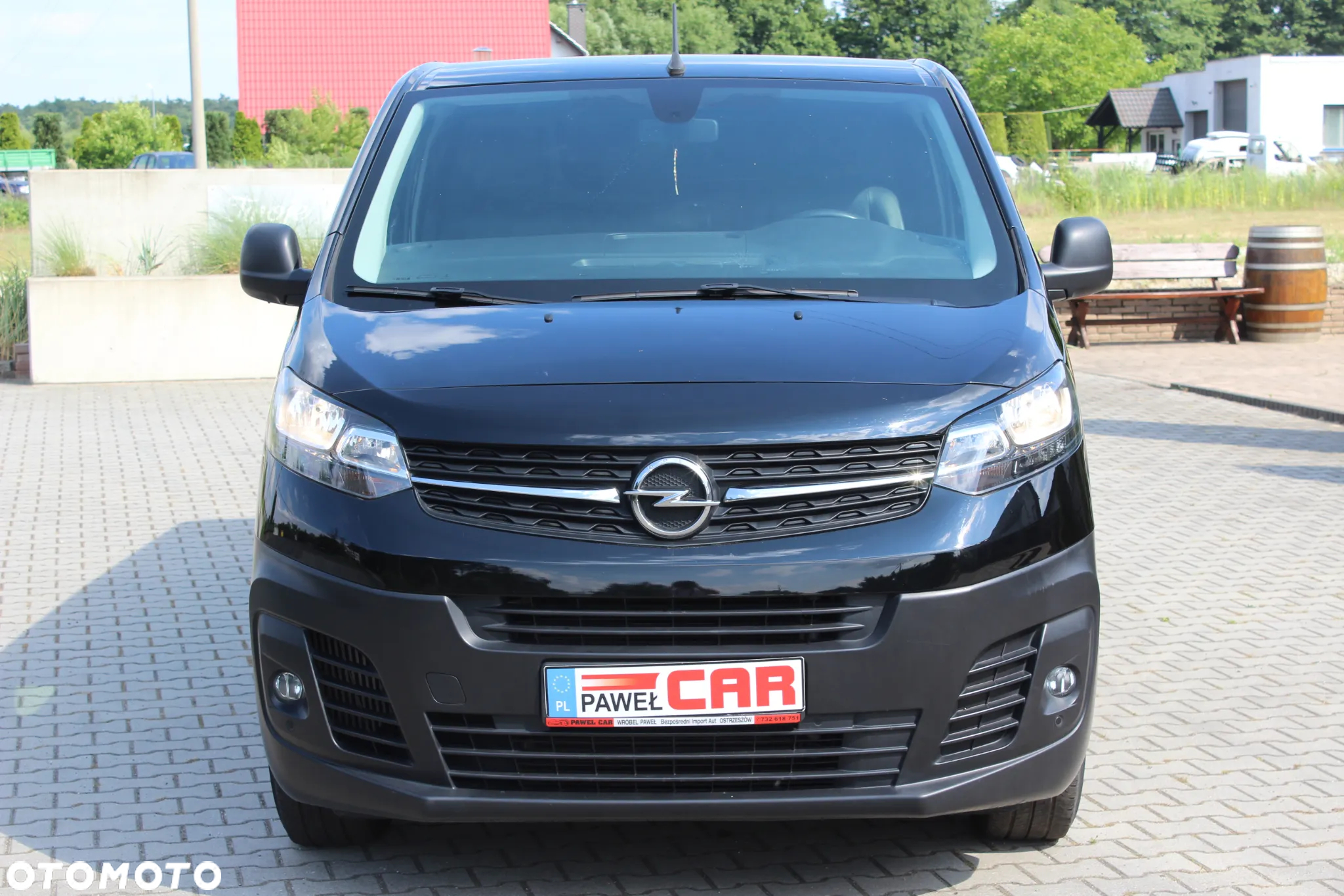 Opel Vivaro - 2